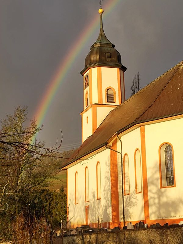 Kirche Krenkingen 0124 Rainbow